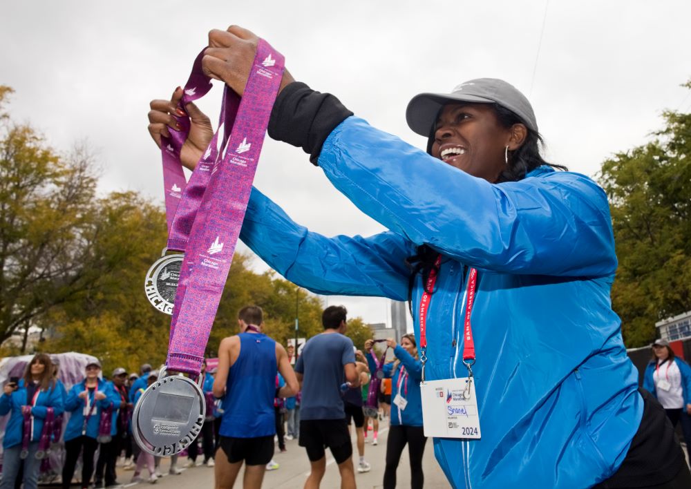 gmt27-20241011_CEM_ChicagoMarathon24876